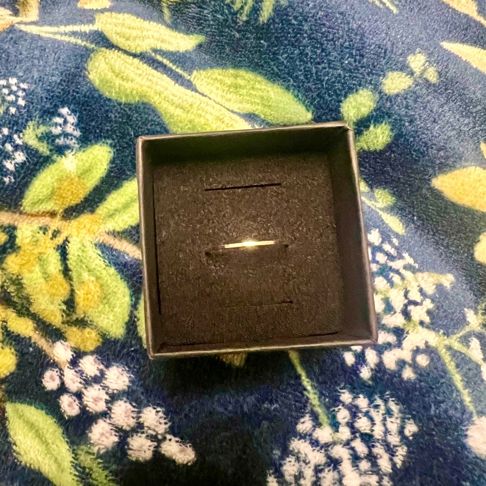 Catbird Hammered Gold Ring